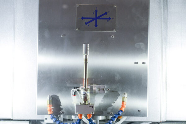 pantografo CNC per incisioni di grande precisione